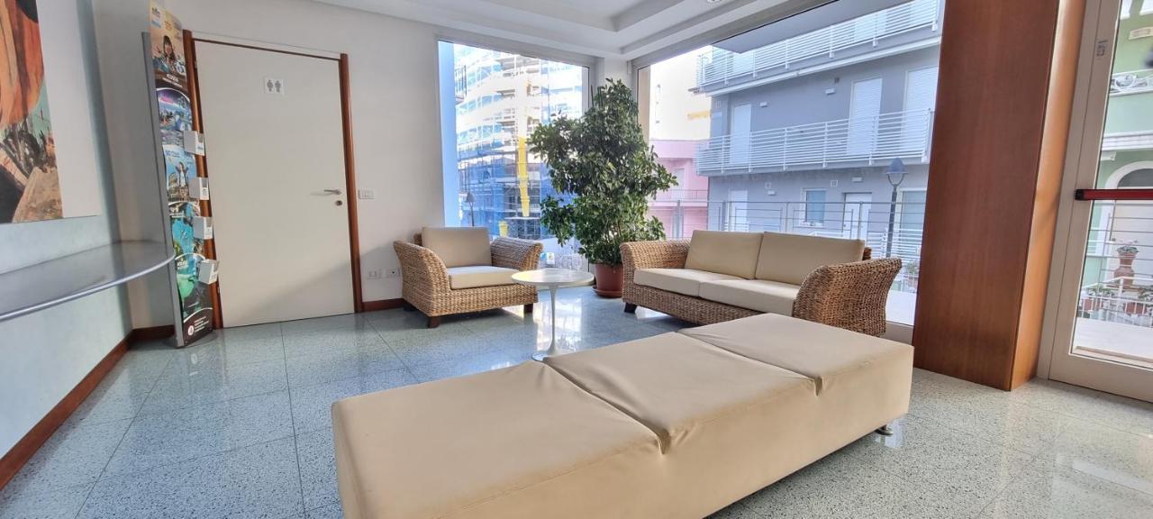 Residence Adriatico Gabicce Mare Dış mekan fotoğraf