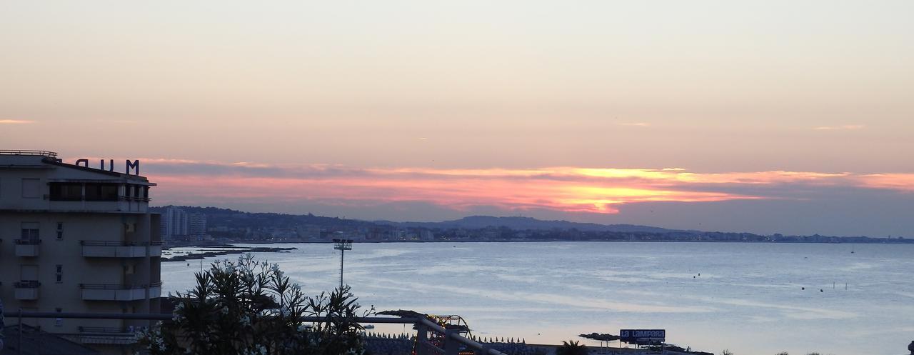Residence Adriatico Gabicce Mare Dış mekan fotoğraf