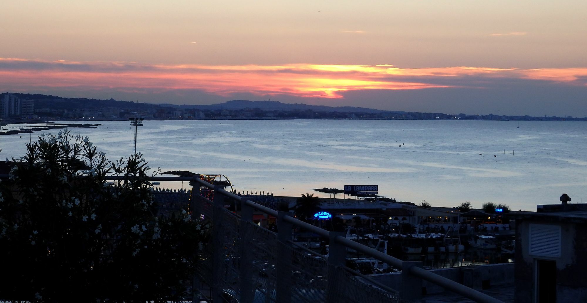 Residence Adriatico Gabicce Mare Dış mekan fotoğraf